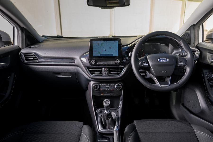 Торпедо Ford Puma Titanium 2020 года  (UK) (фото 37 из 40)